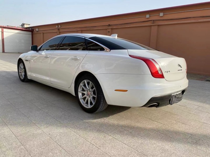天津17年捷豹XJ2