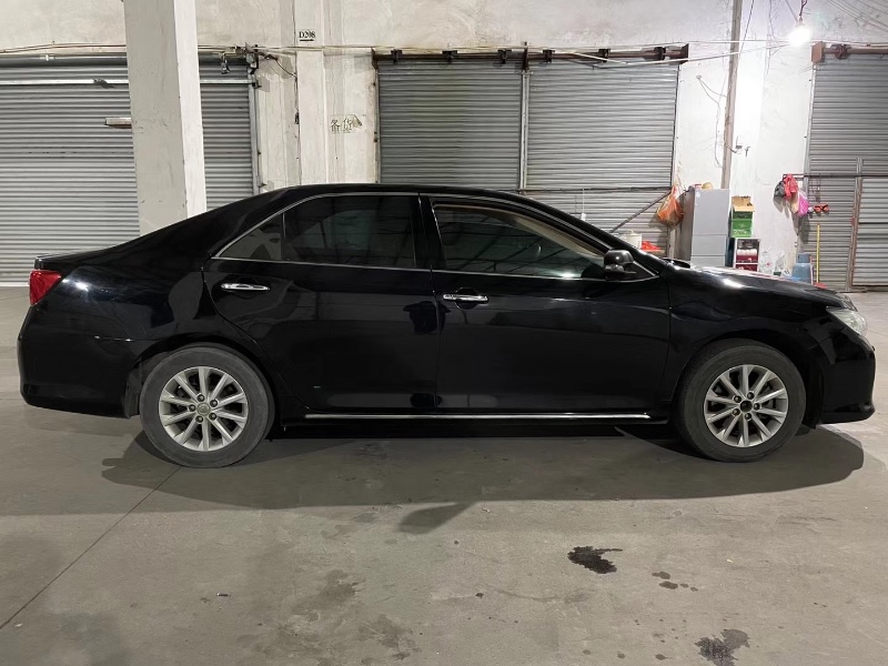 中山13年丰田凯美瑞3