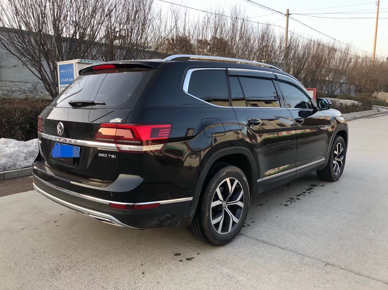 淄博18年大众途昂5