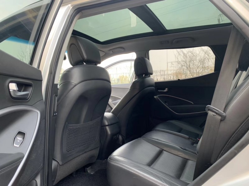 济南13年现代新胜达5