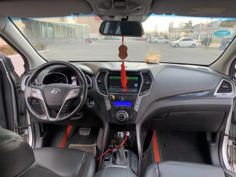 济南13年现代新胜达6