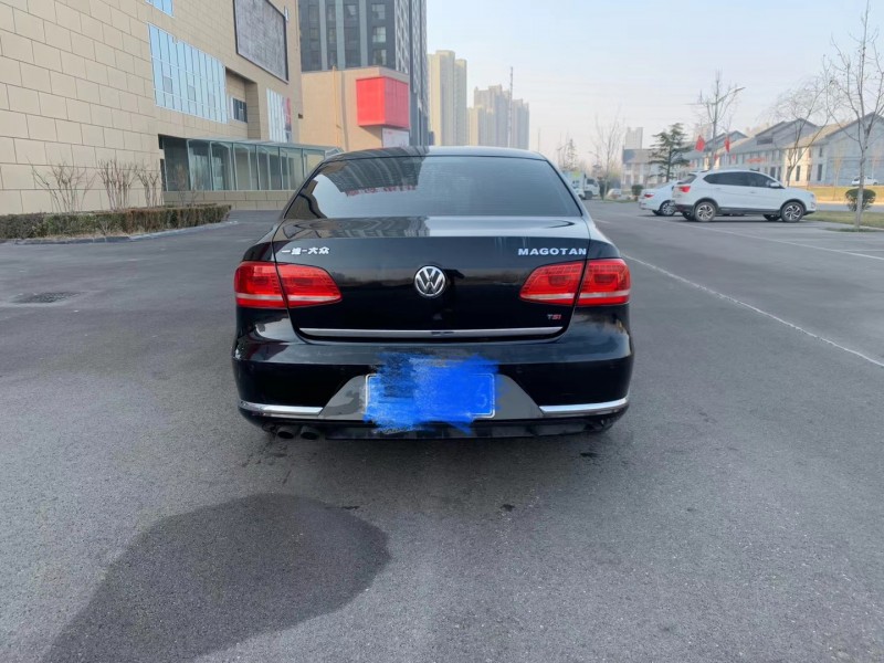 济南12年大众迈腾7