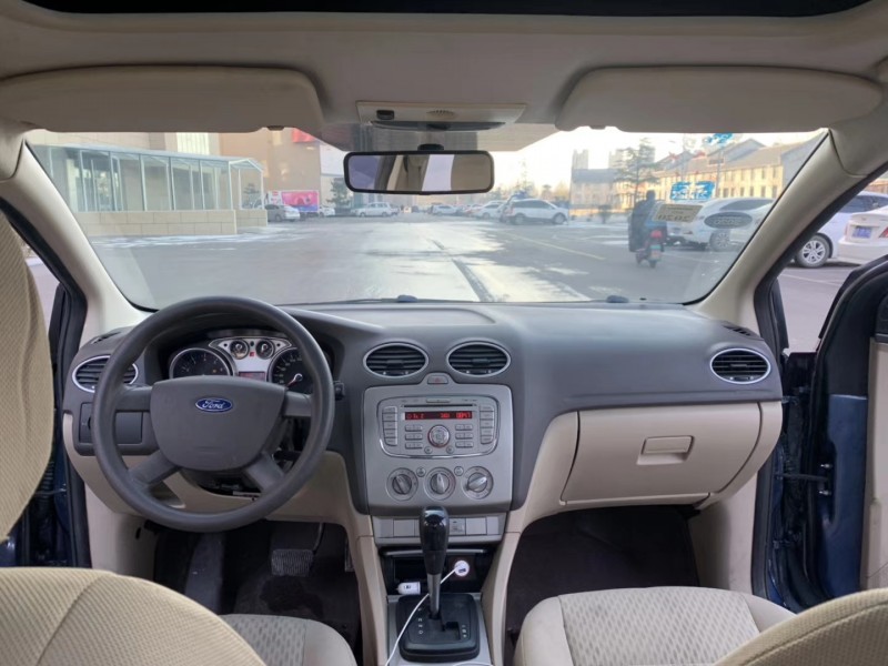 济南09年福特福克斯5