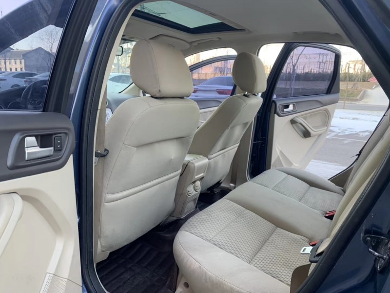 济南09年福特福克斯3