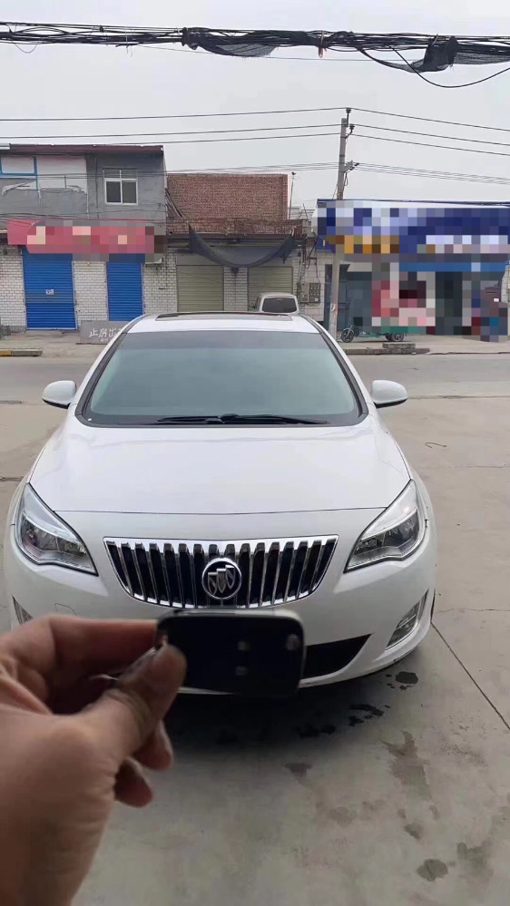 郑州16年别克英朗8