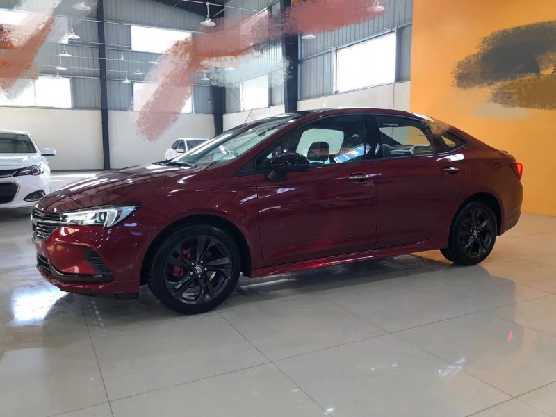 武汉21年别克威朗2