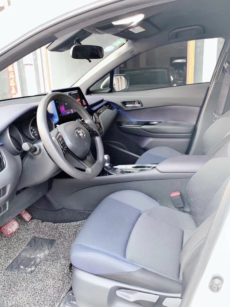 烟台19年丰田CHR8