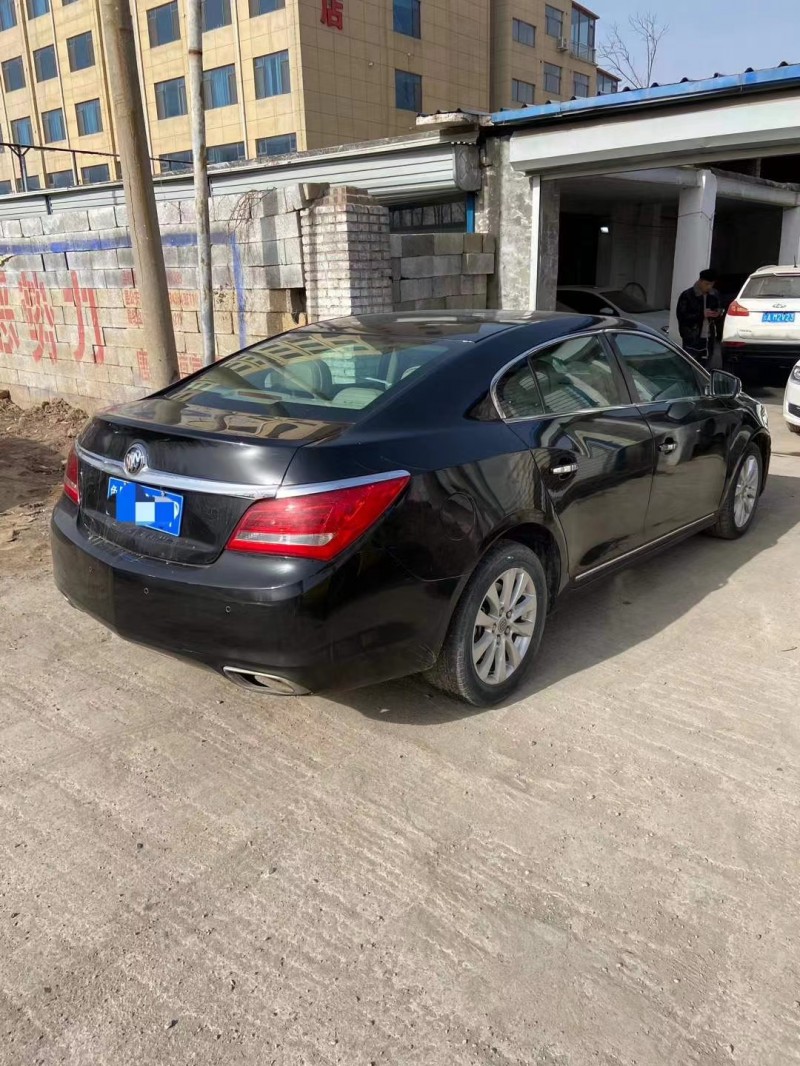 北京15年别克君越1