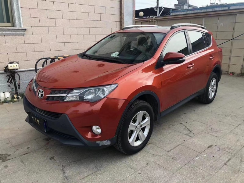 广州14年丰田RAV43