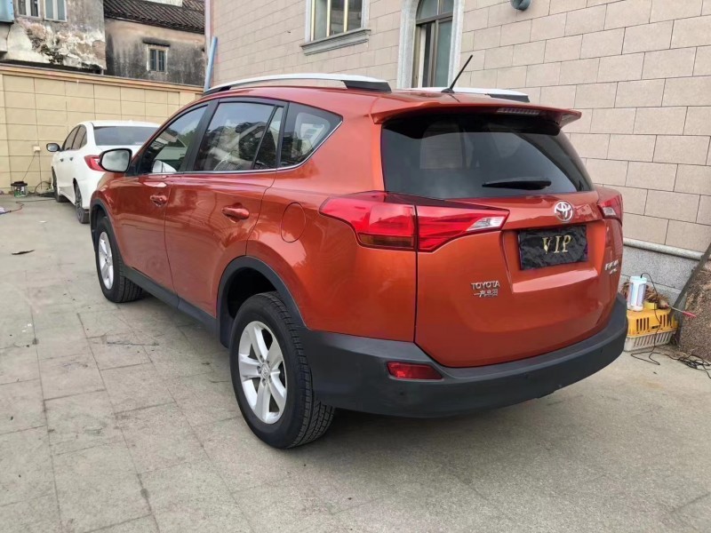 广州14年丰田RAV49