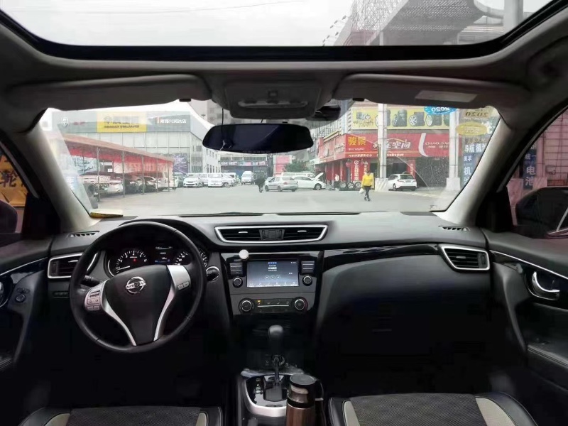 佛山18年日产逍客2