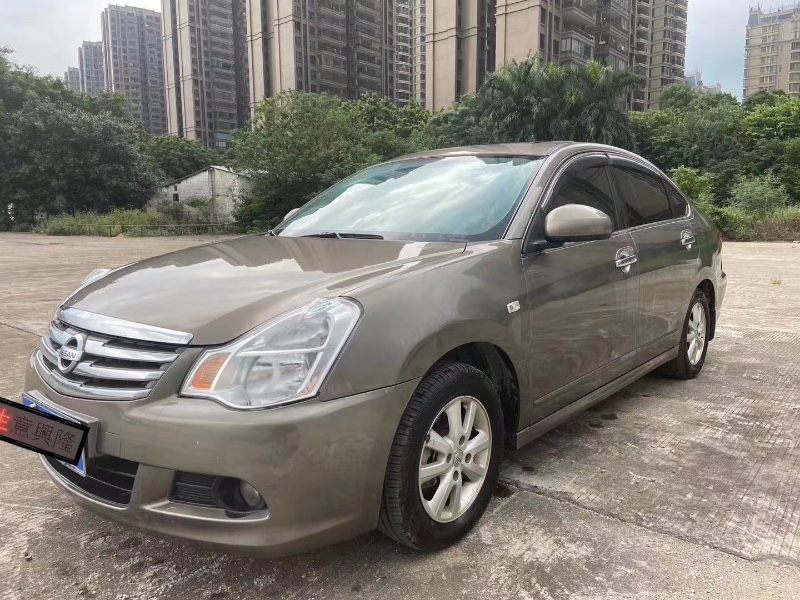 佛山18年日产轩逸7