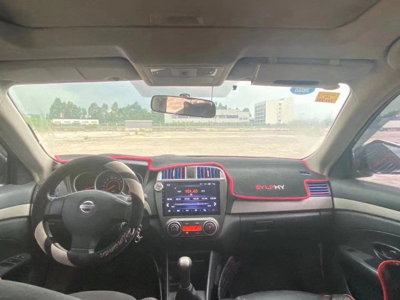 佛山18年日产轩逸2