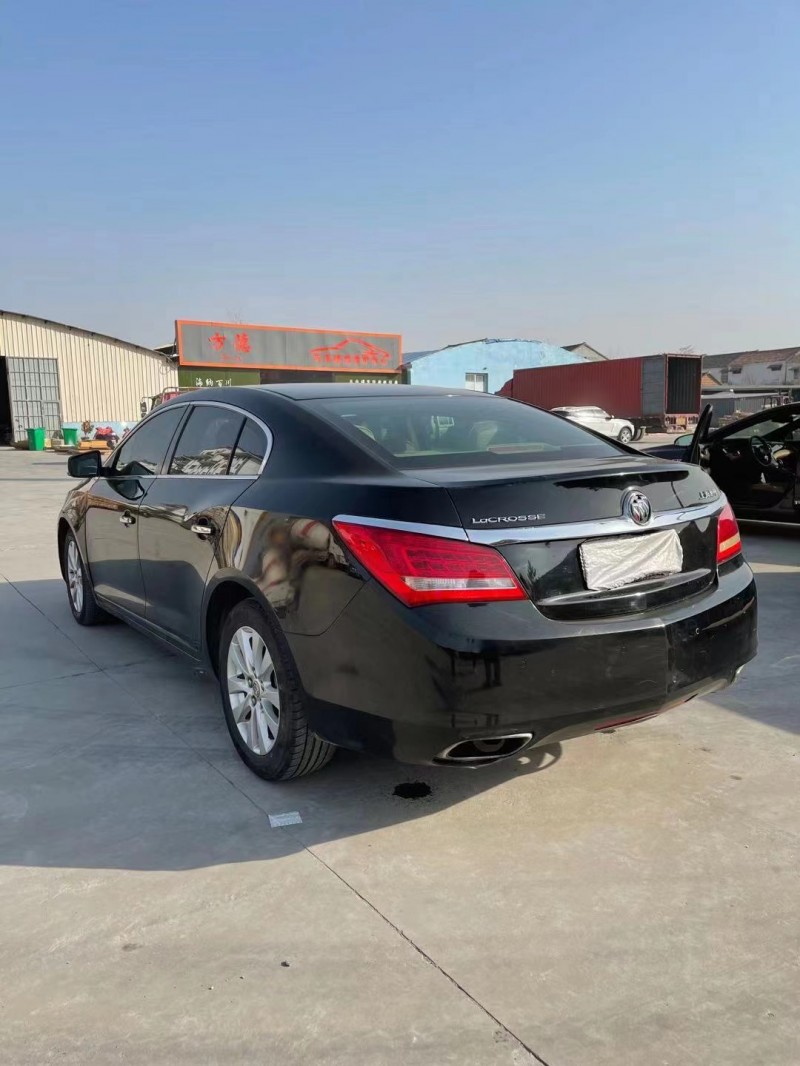 徐州15年别克君越5