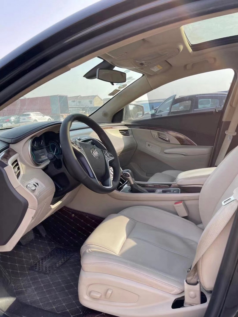 徐州15年别克君越3