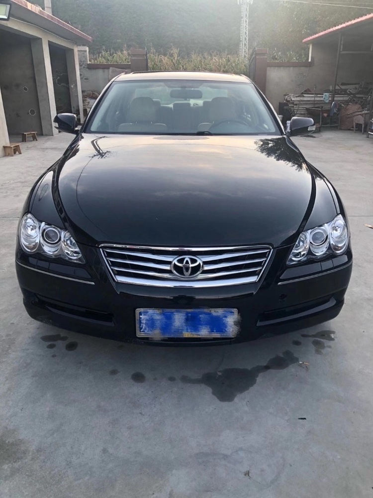 保定10年丰田锐志3