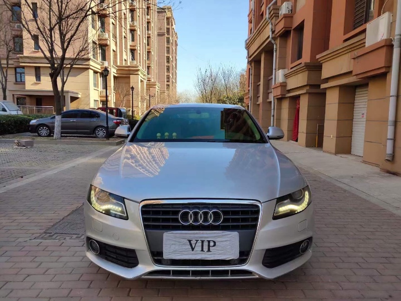 北京12年奥迪A4L1