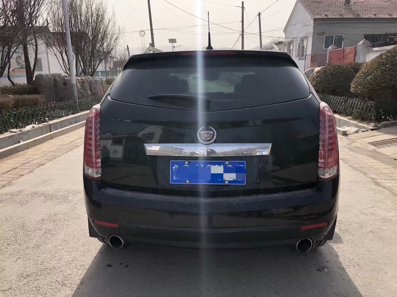 济南13年凯迪拉克SRX1