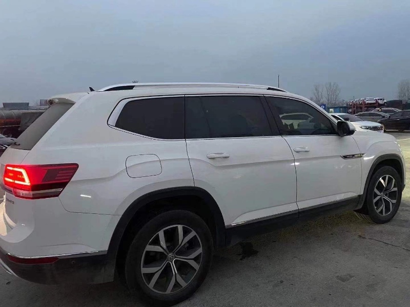 北京17年大众途昂8