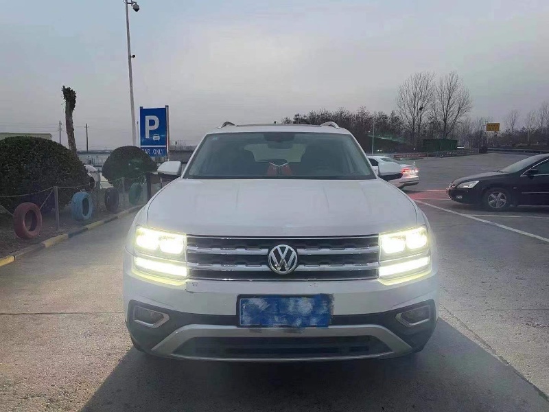 北京17年大众途昂1