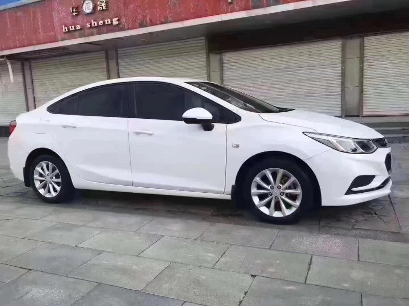 济南17年雪佛兰科鲁兹8