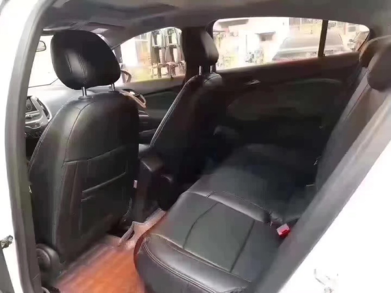 济南17年雪佛兰科鲁兹2