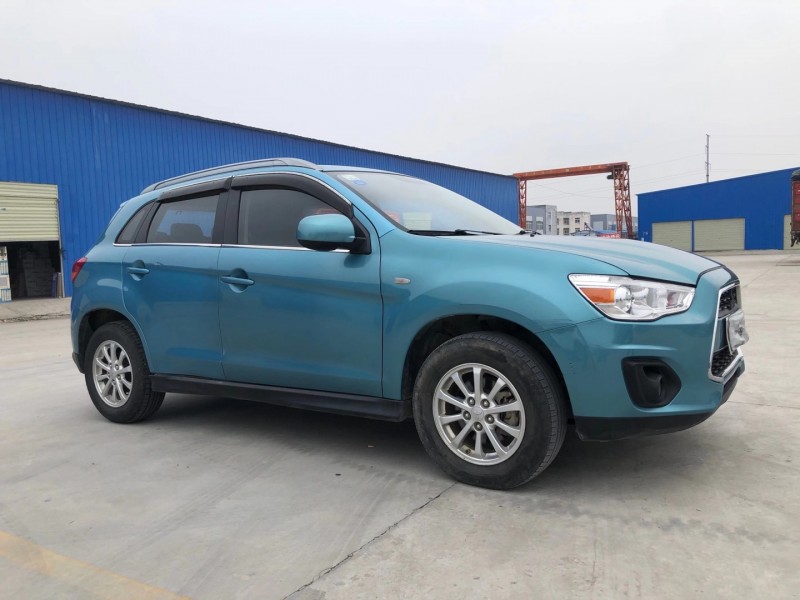 北京14年三菱劲炫7