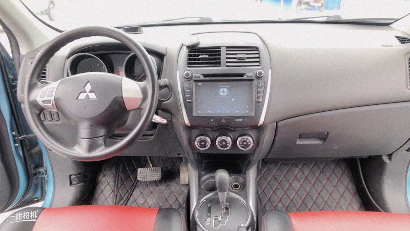 北京14年三菱劲炫4