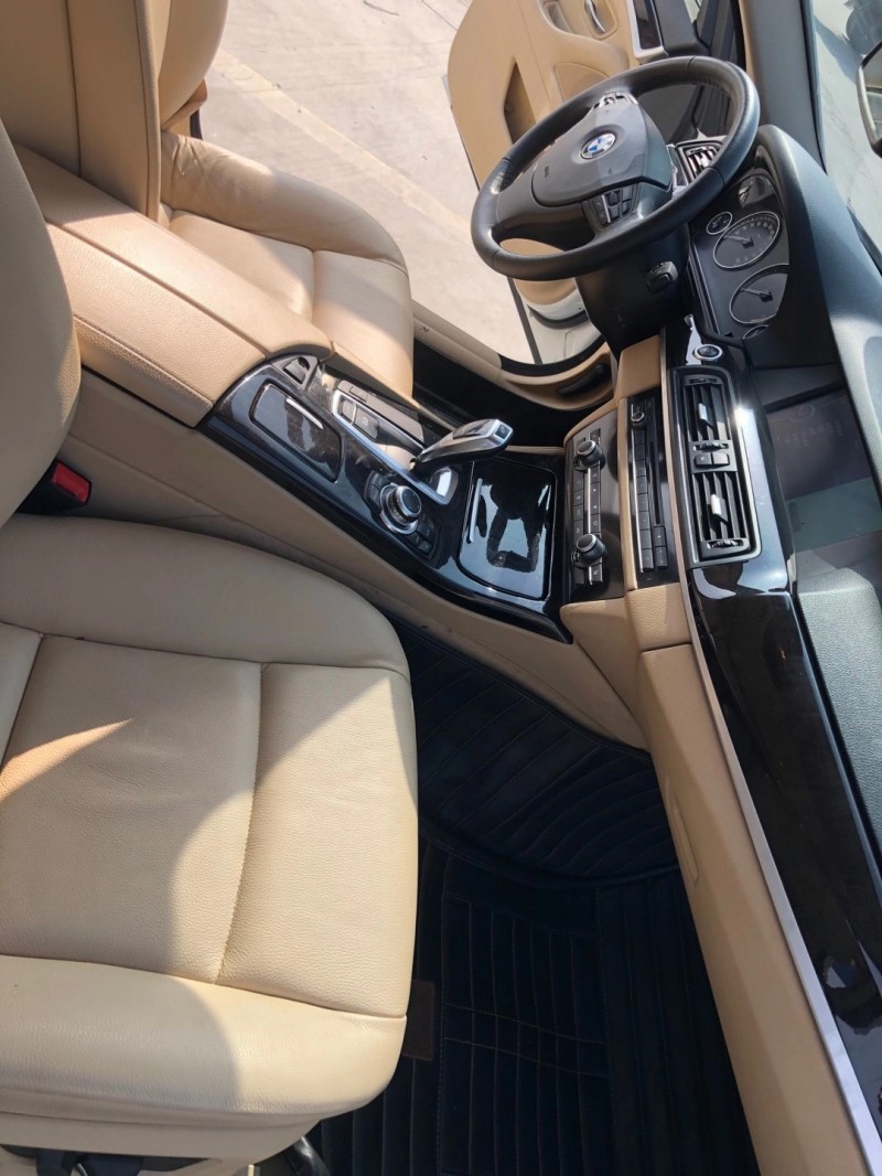 北京12年宝马5系4