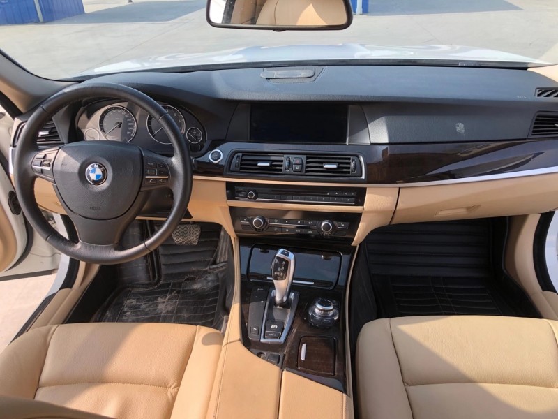 北京12年宝马5系2