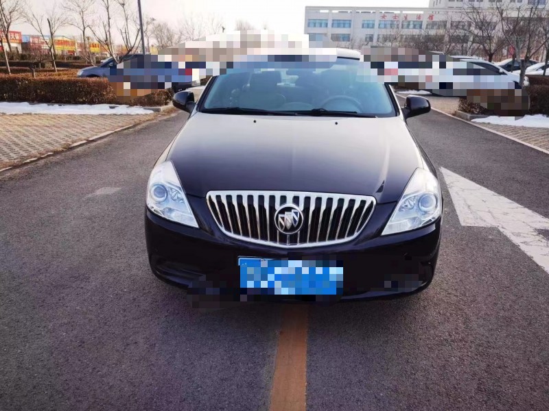 潍坊15年别克凯越1