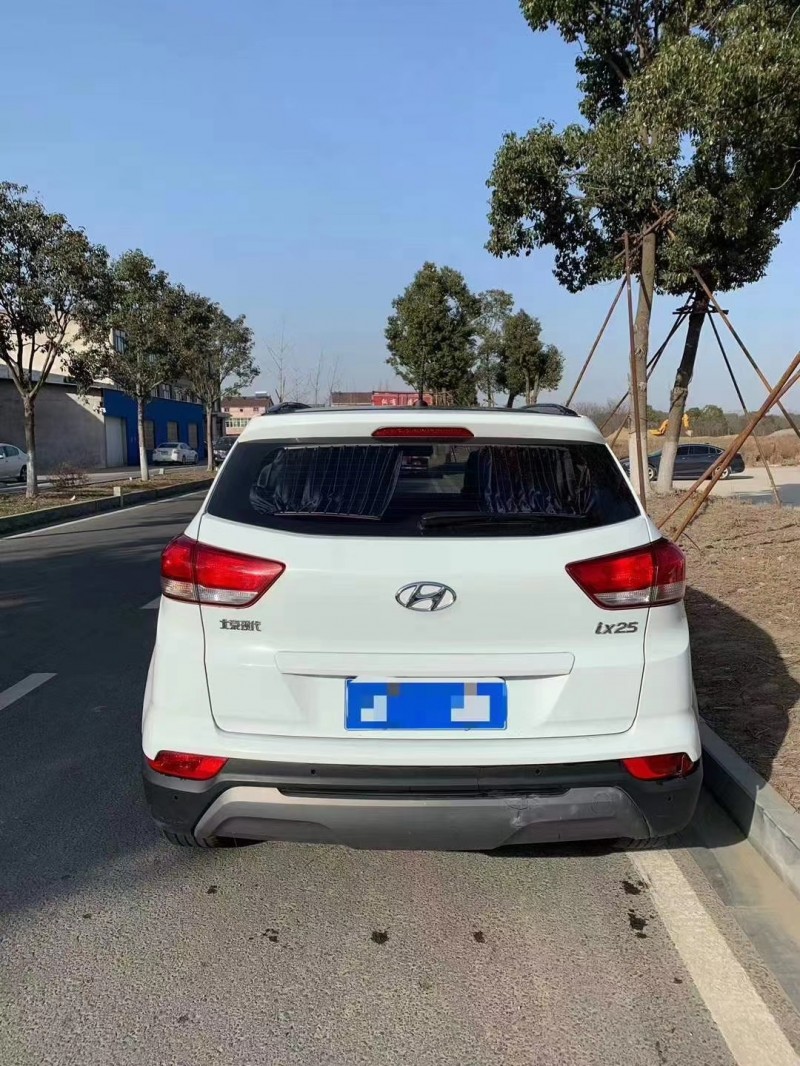 徐州抵押车18年现代ix25出售