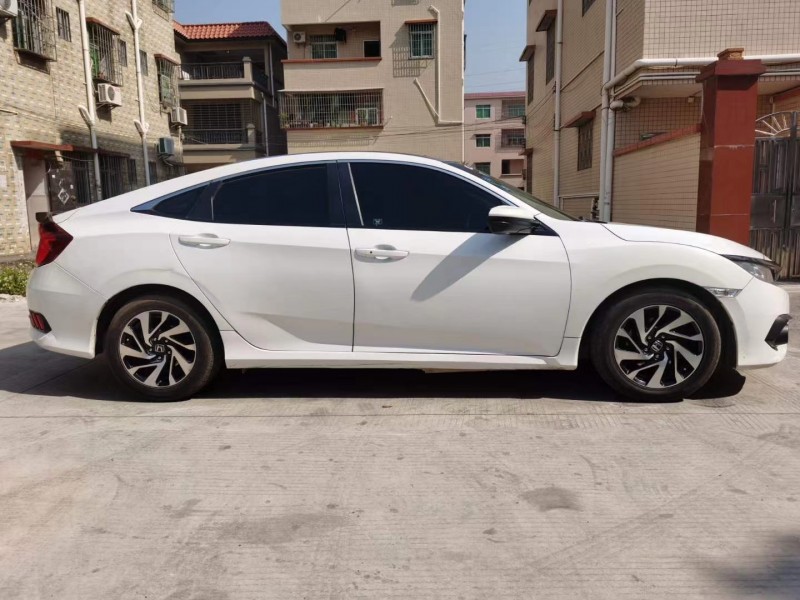 中山16年本田思域6