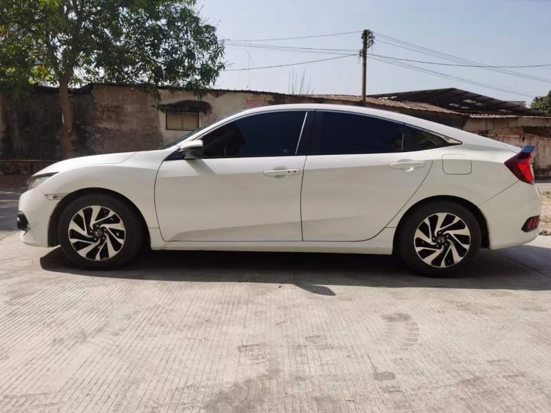 中山16年本田思域5