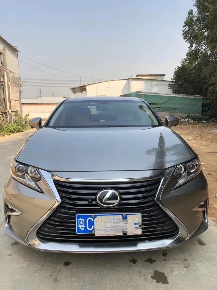 江门16年雷克萨斯ES1