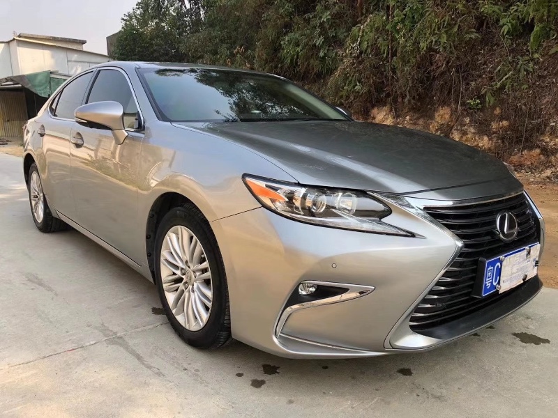 江门16年雷克萨斯ES3