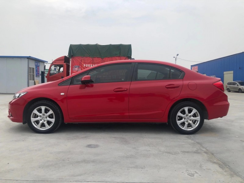 北京13年本田思域2