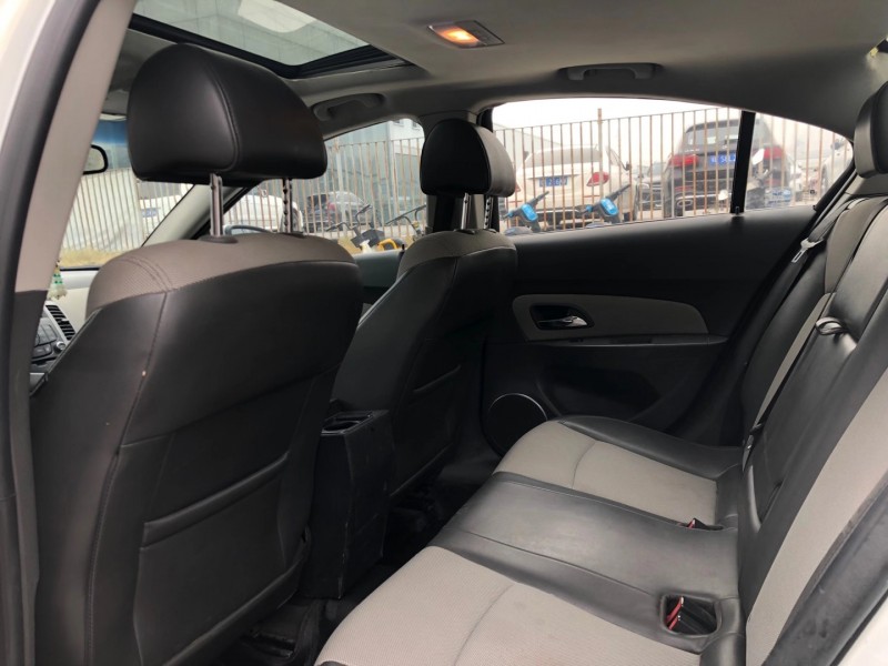 北京13年雪佛兰科鲁兹6