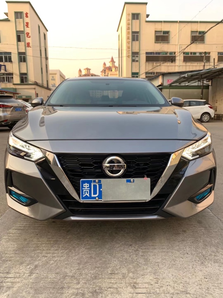 中山20年日产轩逸1