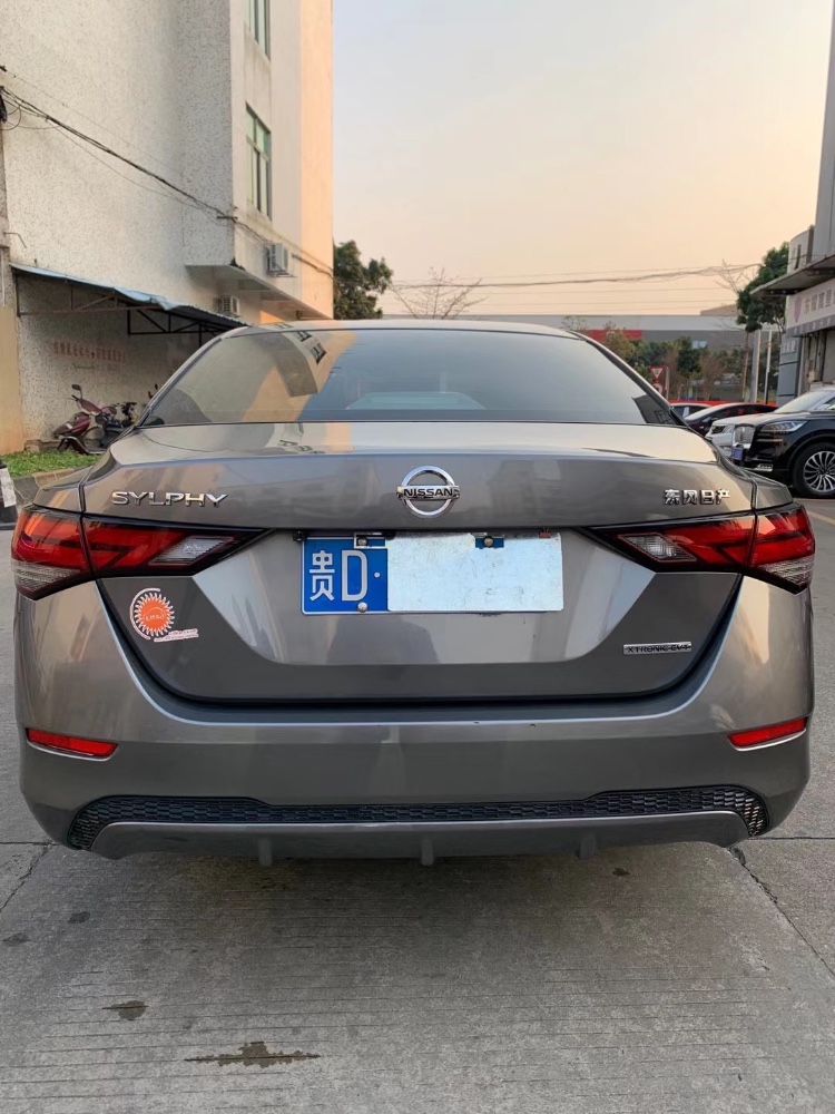 中山20年日产轩逸4