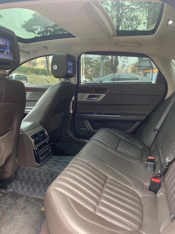 中山17年捷豹XF8