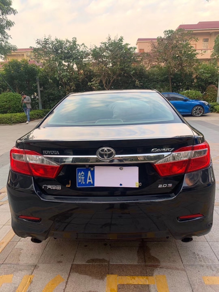 中山20年丰田凯美瑞2