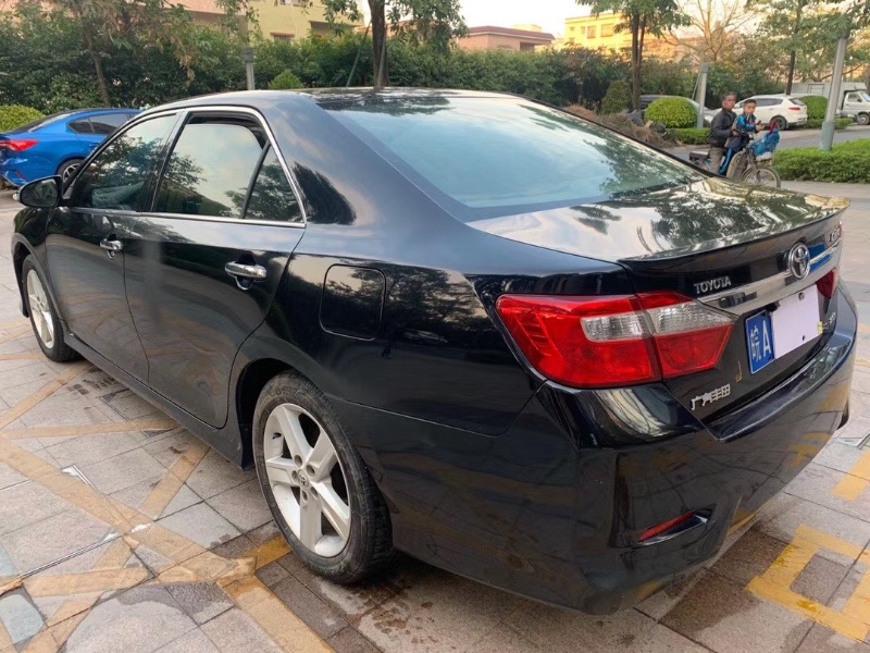 中山20年丰田凯美瑞5