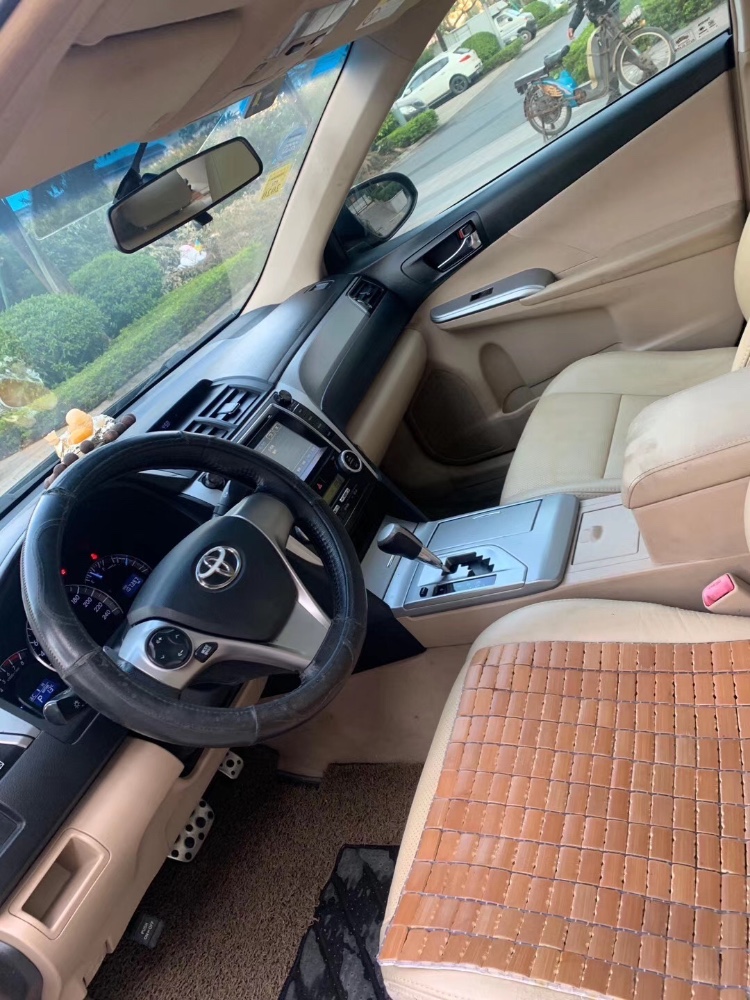 中山20年丰田凯美瑞7