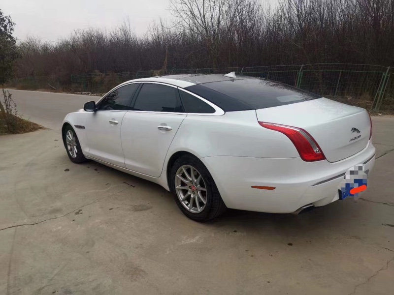 西安14年捷豹XJ6