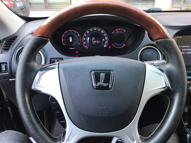 九江16年納智捷大7 SUV4