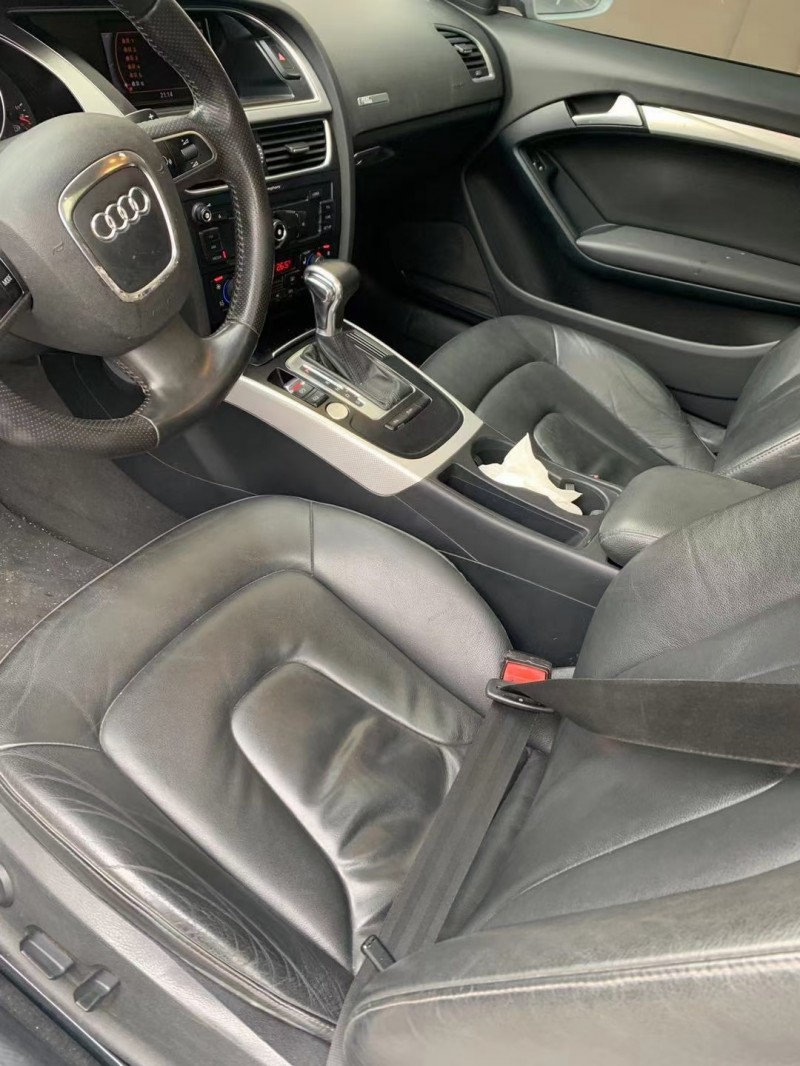 青岛11年奥迪A54