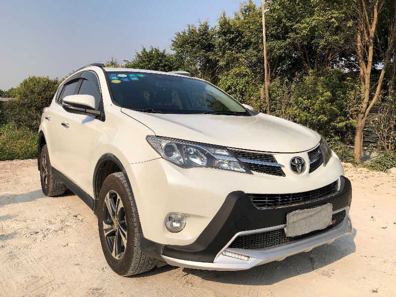 广州15年丰田RAV4荣放8