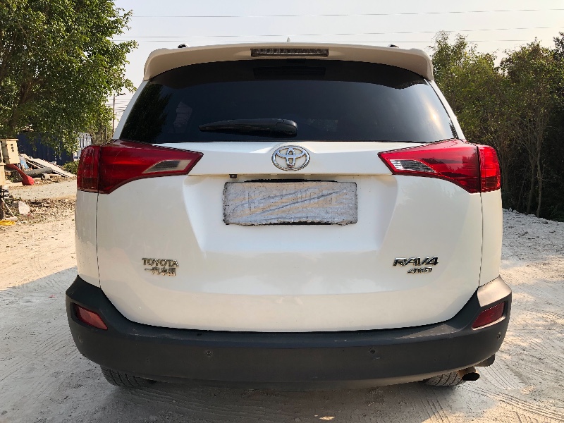 广州15年丰田RAV4荣放2
