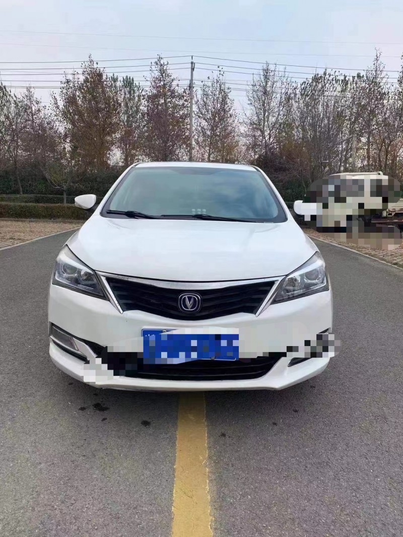 潍坊15年长安汽车悦翔V71